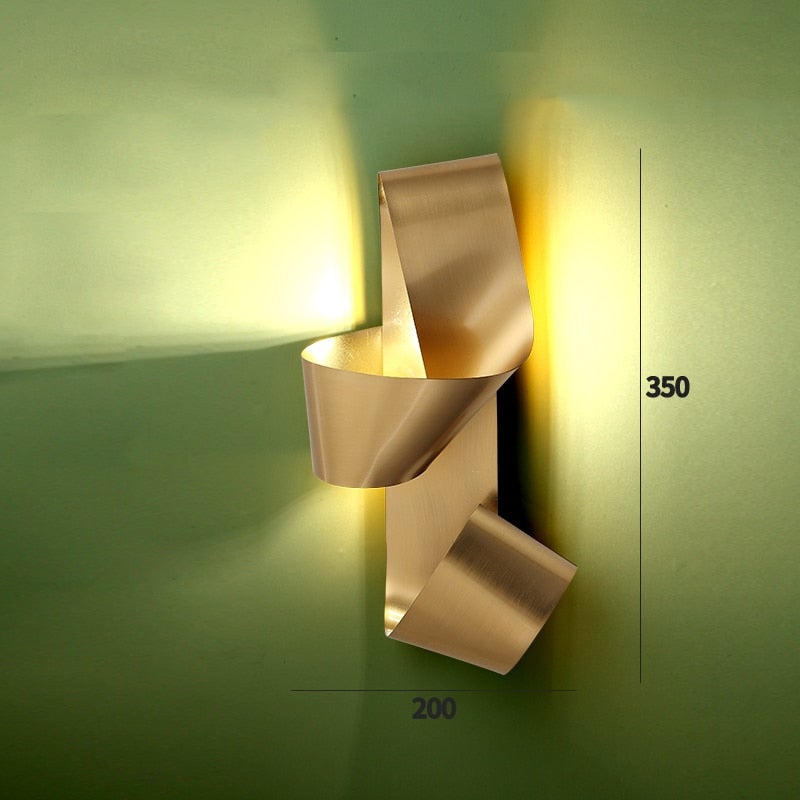 Gold Ribbon wall lamp