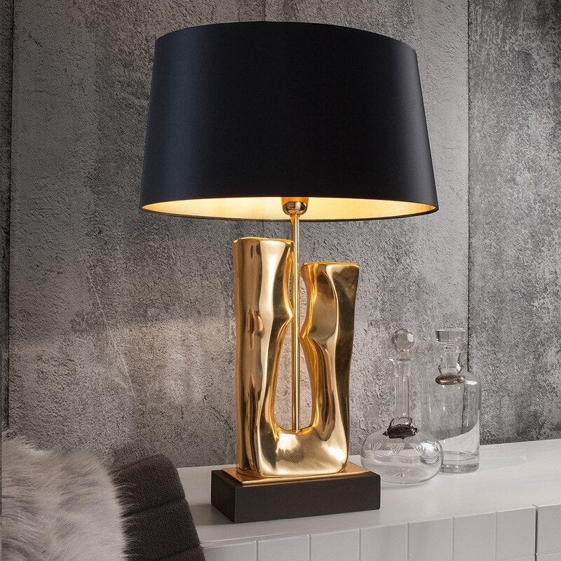 Zaha Table Lamp