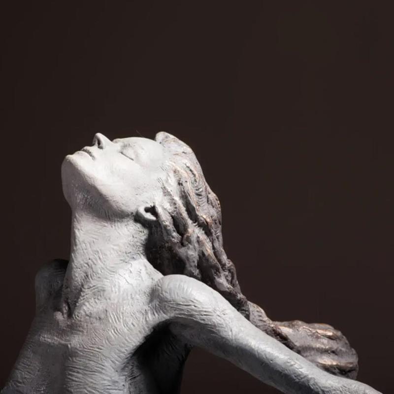 Resin Modern Nude Art Statue Sexy Girl Figurine Office Desktop Home Decoration Accessories Handmade Crafts Sculpture