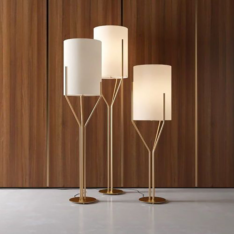 CARTWHEEL FLOOR LAMP